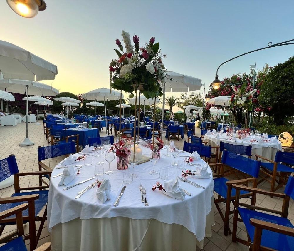 Hotel Parco Delle Rose Silvi Marina Exterior photo