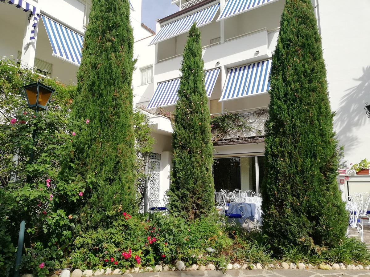 Hotel Parco Delle Rose Silvi Marina Exterior photo